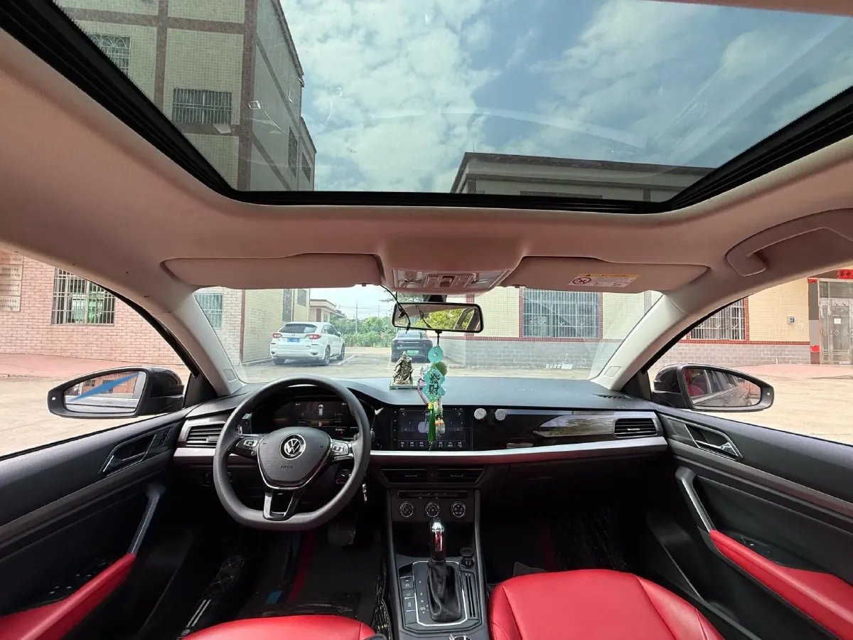 2021 Volkswagen Lavida 1.5L 113HP L4 6AT,autocango,china used car exporter,china ev exporter,chinese used car exporter,chinese used ev exporter