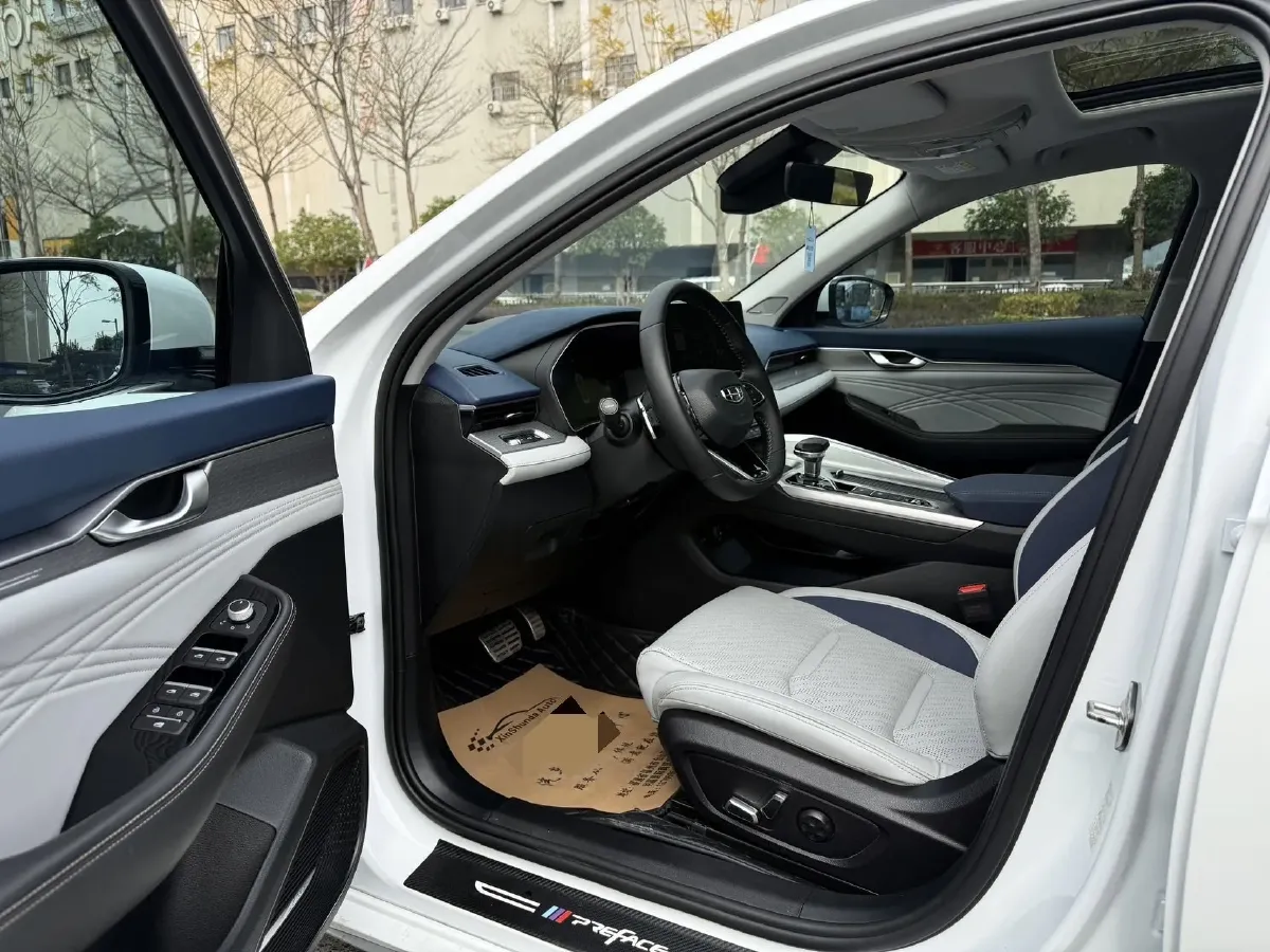 2021 Geely Preface 2.0T 190HP L4 7DCT,autocango,china used car exporter,china ev exporter,chinese used car exporter,chinese used ev exporter