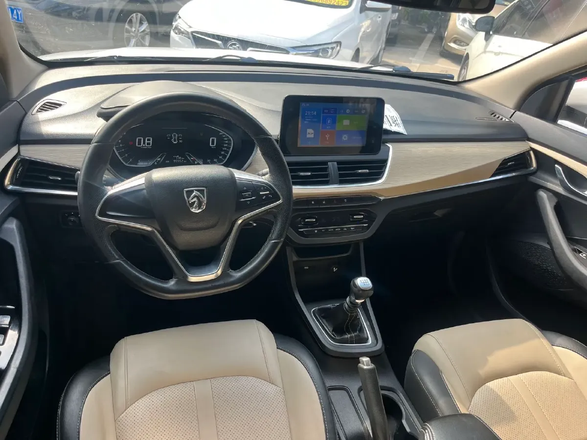 2018 BaoJun 360 1.5L 112HP L4 6MT,autocango,china used car exporter,china ev exporter,chinese used car exporter,chinese used ev exporter