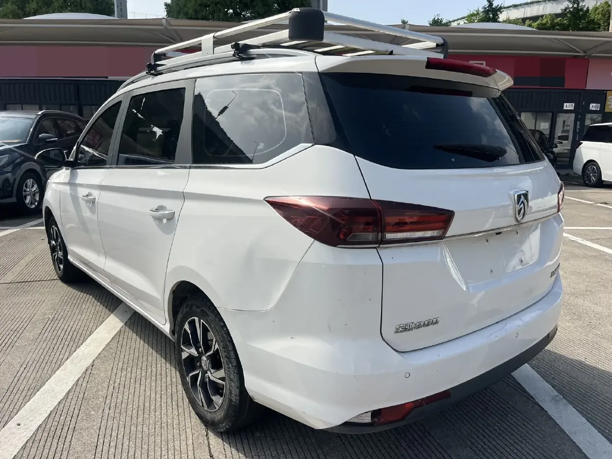 2018 BaoJun 360 1.5L 112HP L4 6MT,autocango,china used car exporter,china ev exporter,chinese used car exporter,chinese used ev exporter