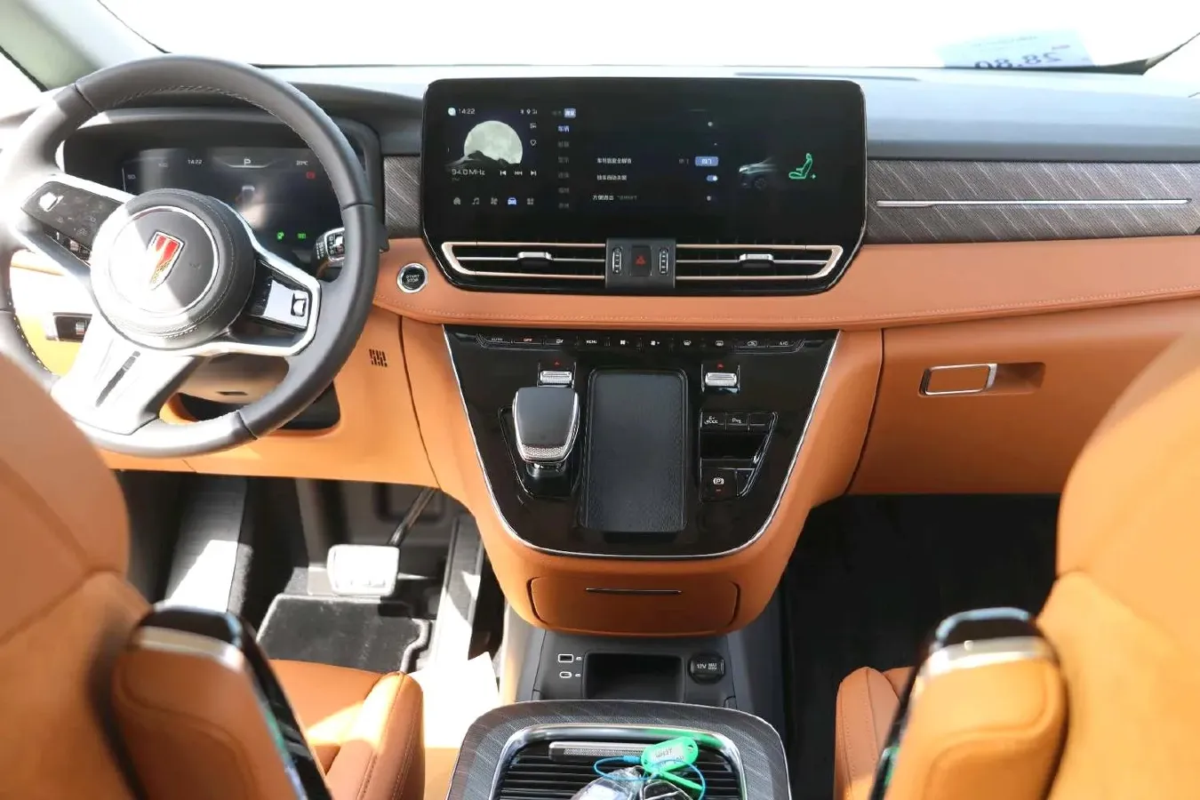 2024 HongQi HQ9 2.0T 163HP L4 1DHT PHEV 20.14KWH,autocango,china used car exporter,china ev exporter,chinese used car exporter,chinese used ev exporter