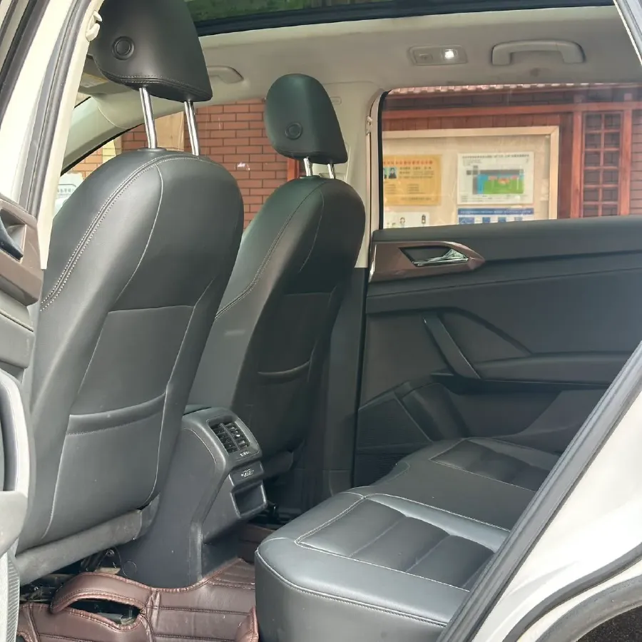 2019 MINI MINI 1.5T 102HP L3 7DCT,autocango,china used car exporter,china ev exporter,chinese used car exporter,chinese used ev exporter