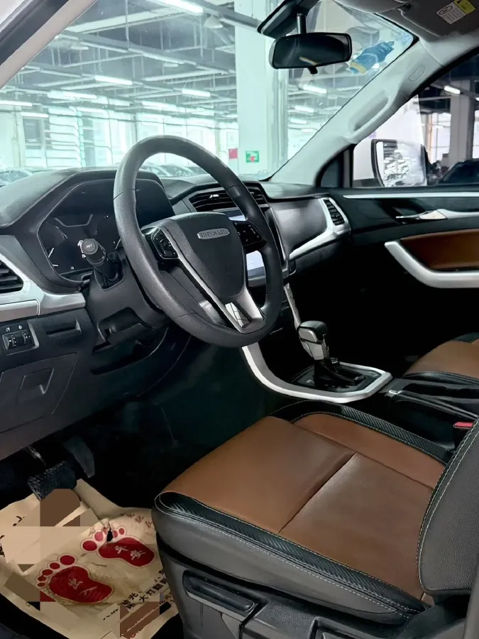 2021 MAXUS T70 2.0T 163HP L4 6AT,autocango,china used car exporter,china ev exporter,chinese used car exporter,chinese used ev exporter