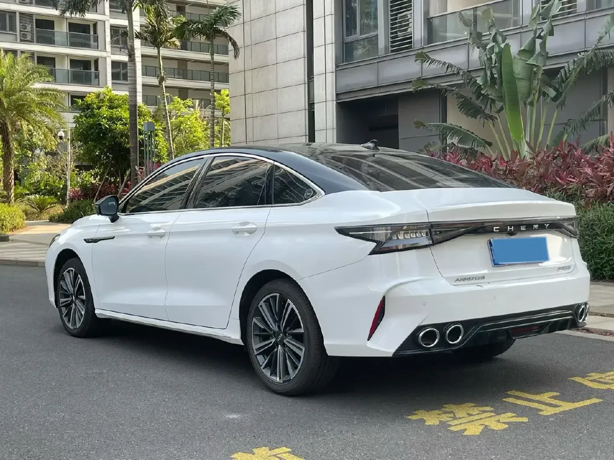 2025 Chery Arrizo 8 Pro 1.6T 197HP L4 7DCT,autocango,china used car exporter,china ev exporter,chinese used car exporter,chinese used ev exporter