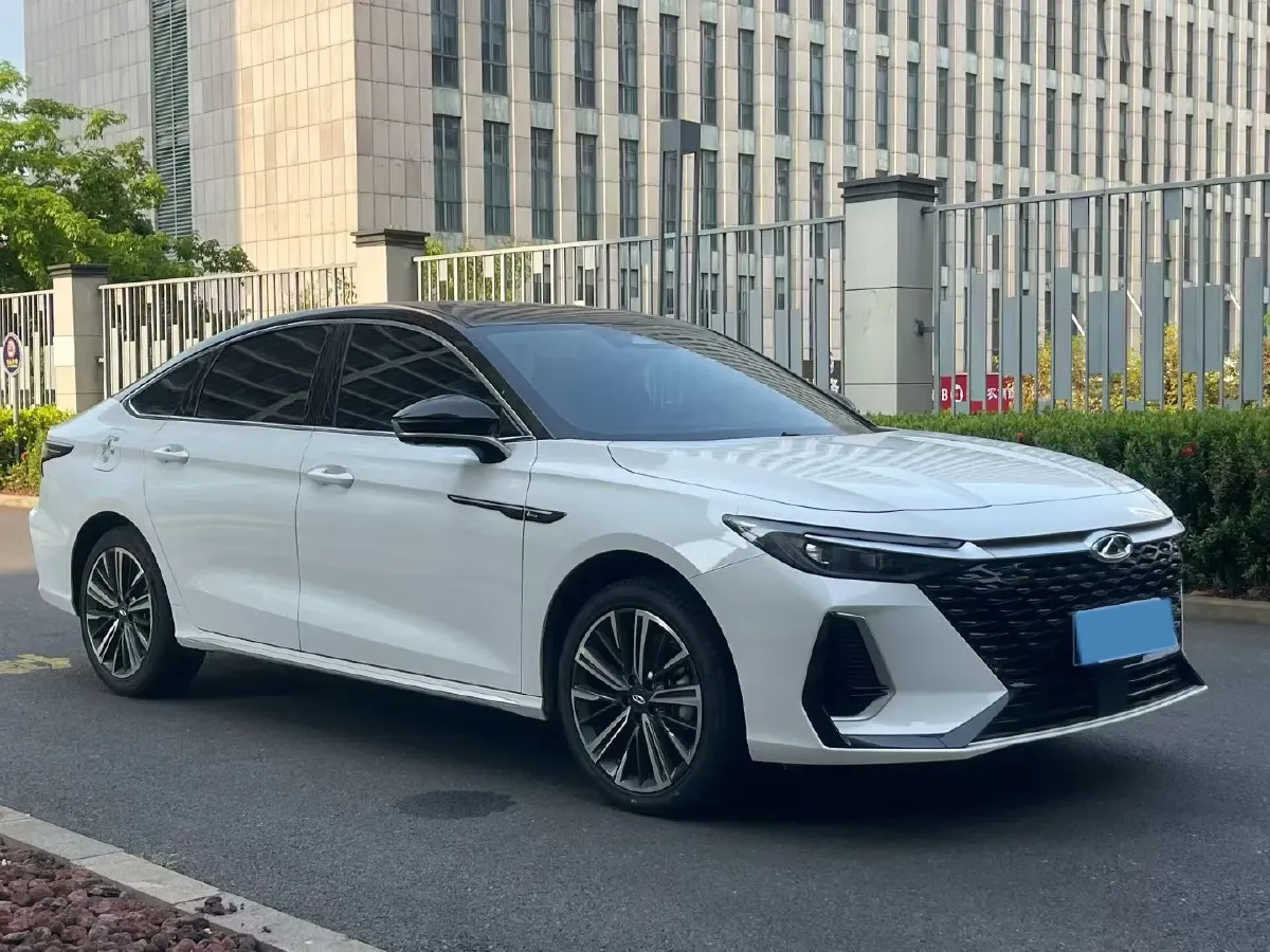2025 Chery Arrizo 8 Pro 1.6T 197HP L4 7DCT,autocango,china used car exporter,china ev exporter,chinese used car exporter,chinese used ev exporter