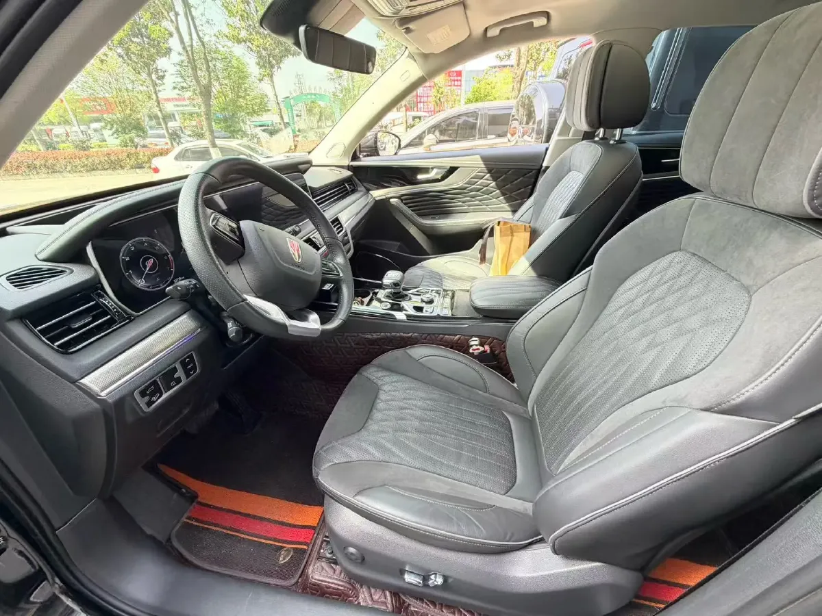 2022 HongQi HS5 2.0T 224HP L4 6AT,autocango,china used car exporter,china ev exporter,chinese used car exporter,chinese used ev exporter