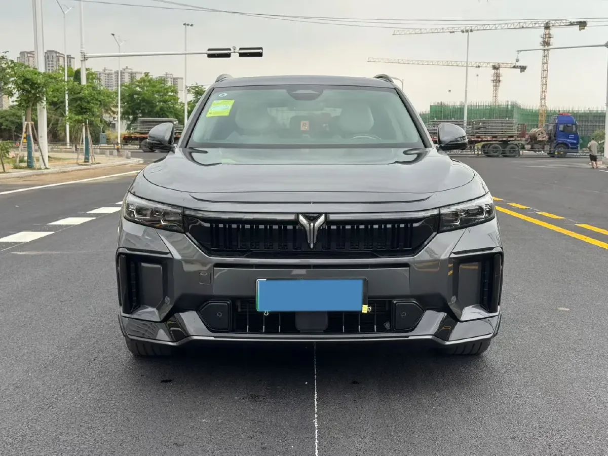 2025 Voyah FREE 1.5T 150HP L4 REEV 43KWH,autocango,china used car exporter,china ev exporter,chinese used car exporter,chinese used ev exporter