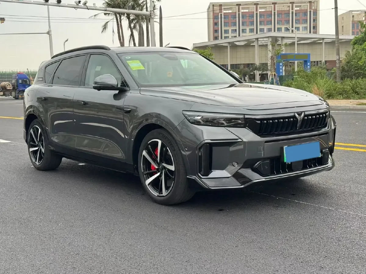 2025 Voyah FREE 1.5T 150HP L4 REEV 43KWH,autocango,china used car exporter,china ev exporter,chinese used car exporter,chinese used ev exporter