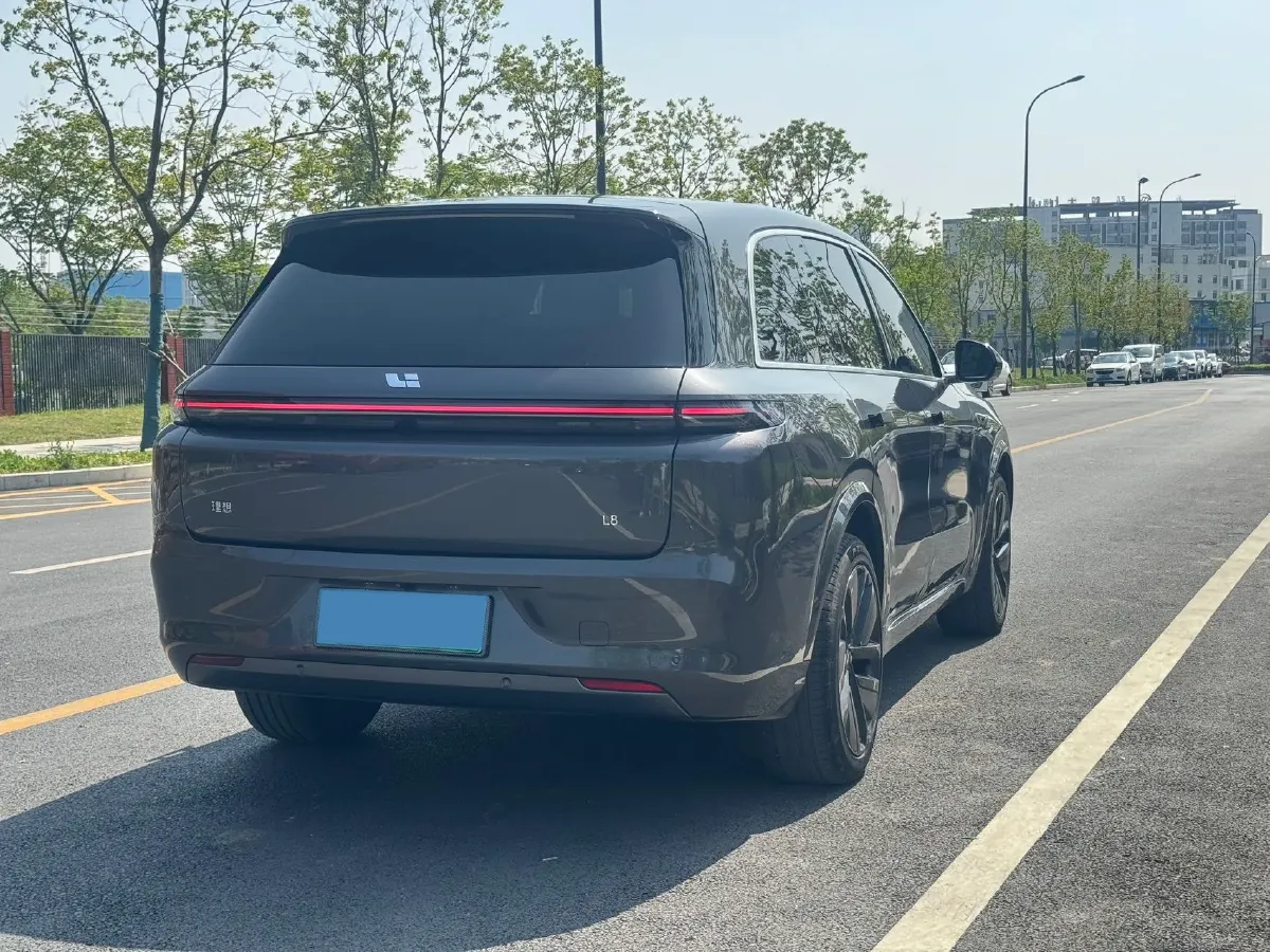 2023 Li L8 Range Extended 154HP REEV 40.9KWH,autocango,china used car exporter,china ev exporter,chinese used car exporter,chinese used ev exporter