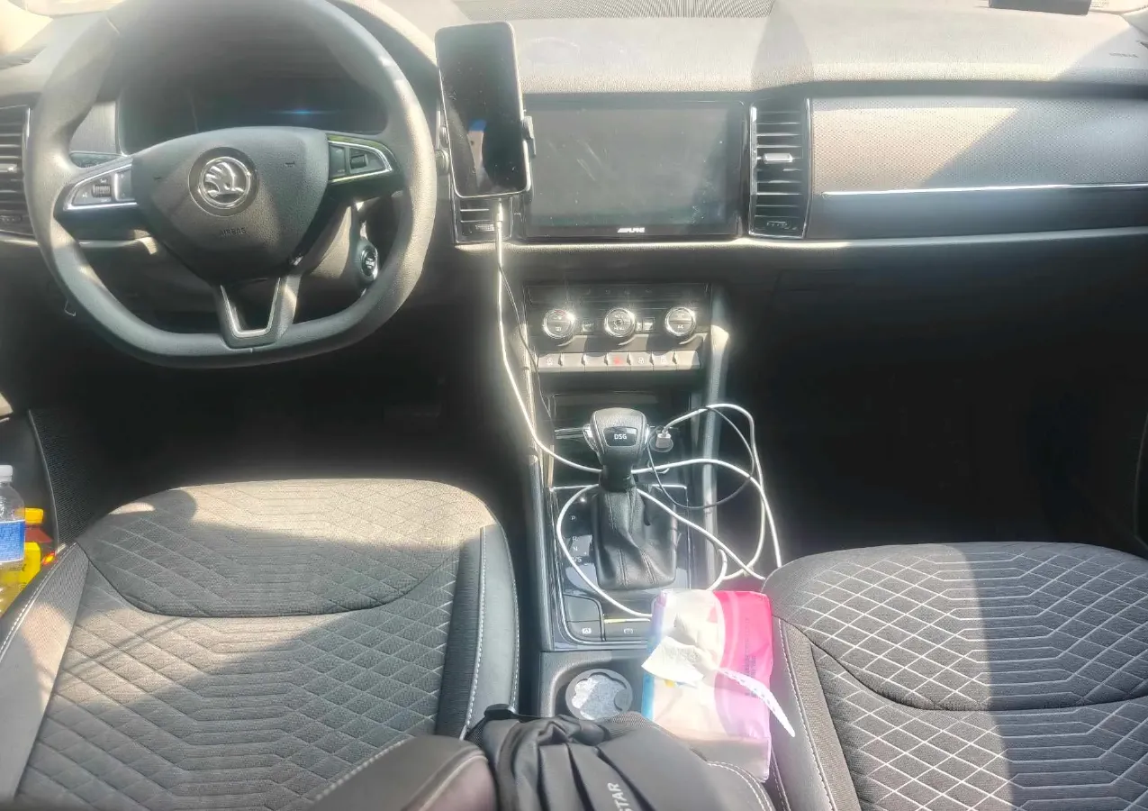 2019 Buick EnvisionPlus 1.5T 169HP L4 7DCT,autocango,china used car exporter,china ev exporter,chinese used car exporter,chinese used ev exporter