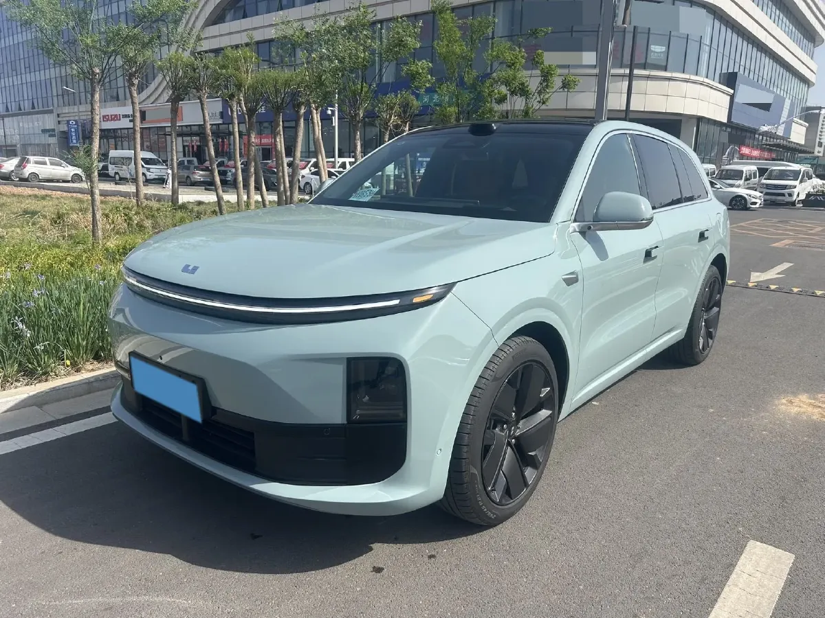 2025 Li L6 Range Extended 154HP L4 REEV,autocango,china used car exporter,china ev exporter,chinese used car exporter,chinese used ev exporter