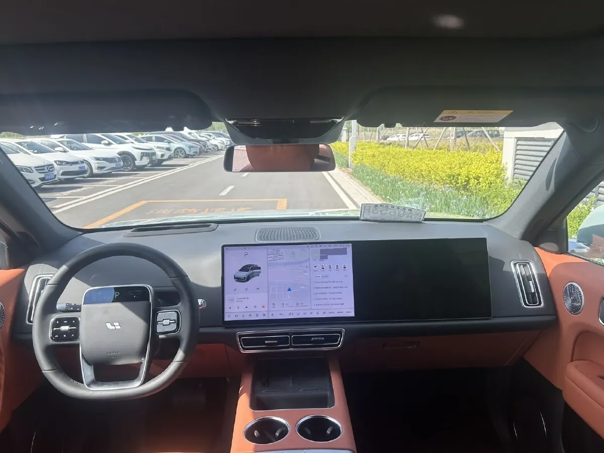 2025 Li L6 Range Extended 154HP L4 REEV,autocango,china used car exporter,china ev exporter,chinese used car exporter,chinese used ev exporter