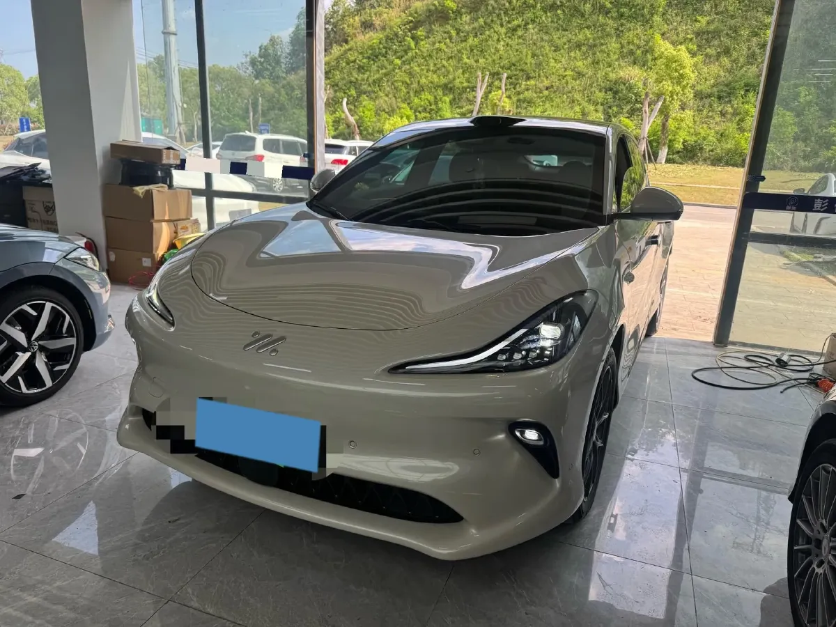 2025 IM LS6 BEV 75KWH,autocango,china used car exporter,china ev exporter,chinese used car exporter,chinese used ev exporter