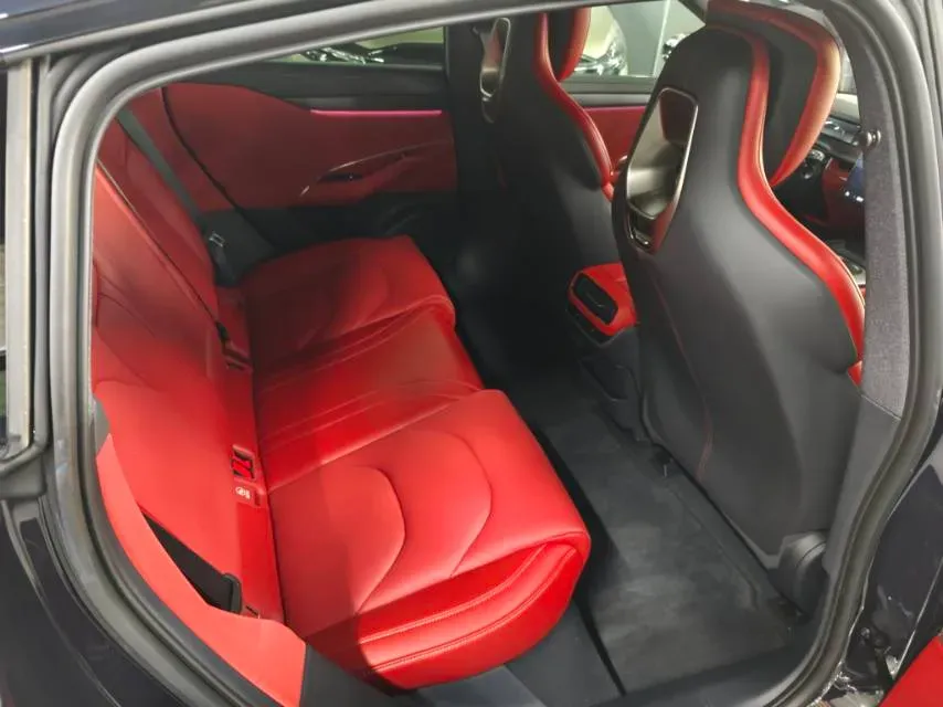 2024 MI SU7 BEV 73.6KWH,autocango,china used car exporter,china ev exporter,chinese used car exporter,chinese used ev exporter