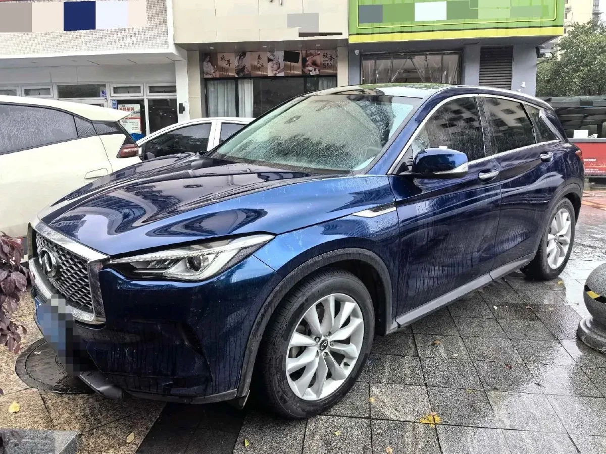 2018 Infiniti QX30 2.0T 211HP L4 7DCT,autocango,china used car exporter,china ev exporter,chinese used car exporter,chinese used ev exporter