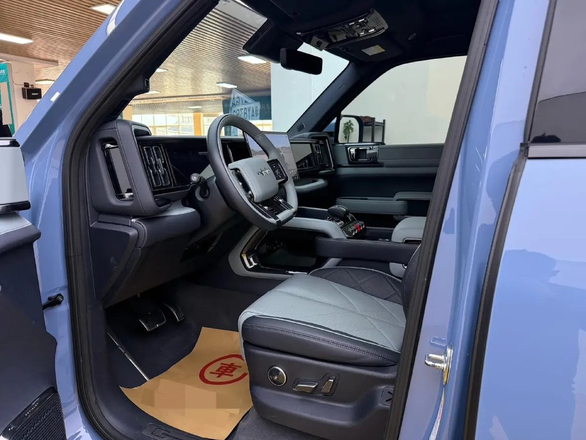 2023 Toyota Crown Kluger 2.5L 189HP L4 E-CVT Hybrid,autocango,china used car exporter,china ev exporter,chinese used car exporter,chinese used ev exporter