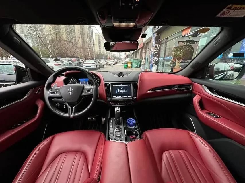 2019 Maserati Levante 3.0T 350HP V6 8AT,autocango,china used car exporter,china ev exporter,chinese used car exporter,chinese used ev exporter