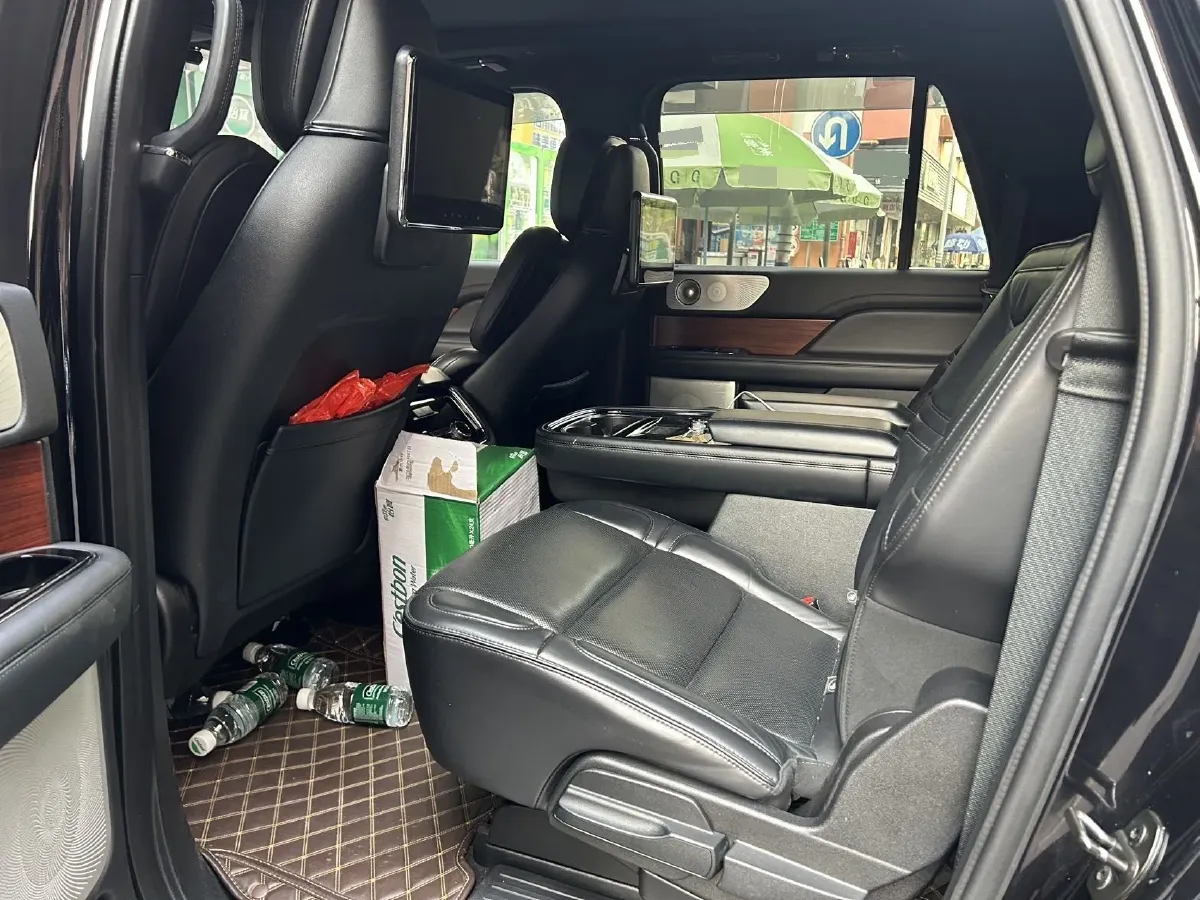 2019 Lincoln Navigator 3.5T 388HP V6 10AT,autocango,china used car exporter,china ev exporter,chinese used car exporter,chinese used ev exporter