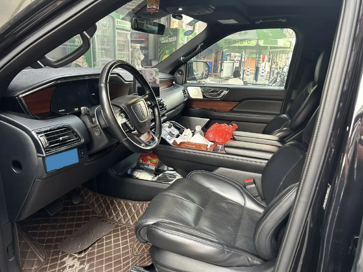 2019 Lincoln Navigator 3.5T 388HP V6 10AT,autocango,china used car exporter,china ev exporter,chinese used car exporter,chinese used ev exporter