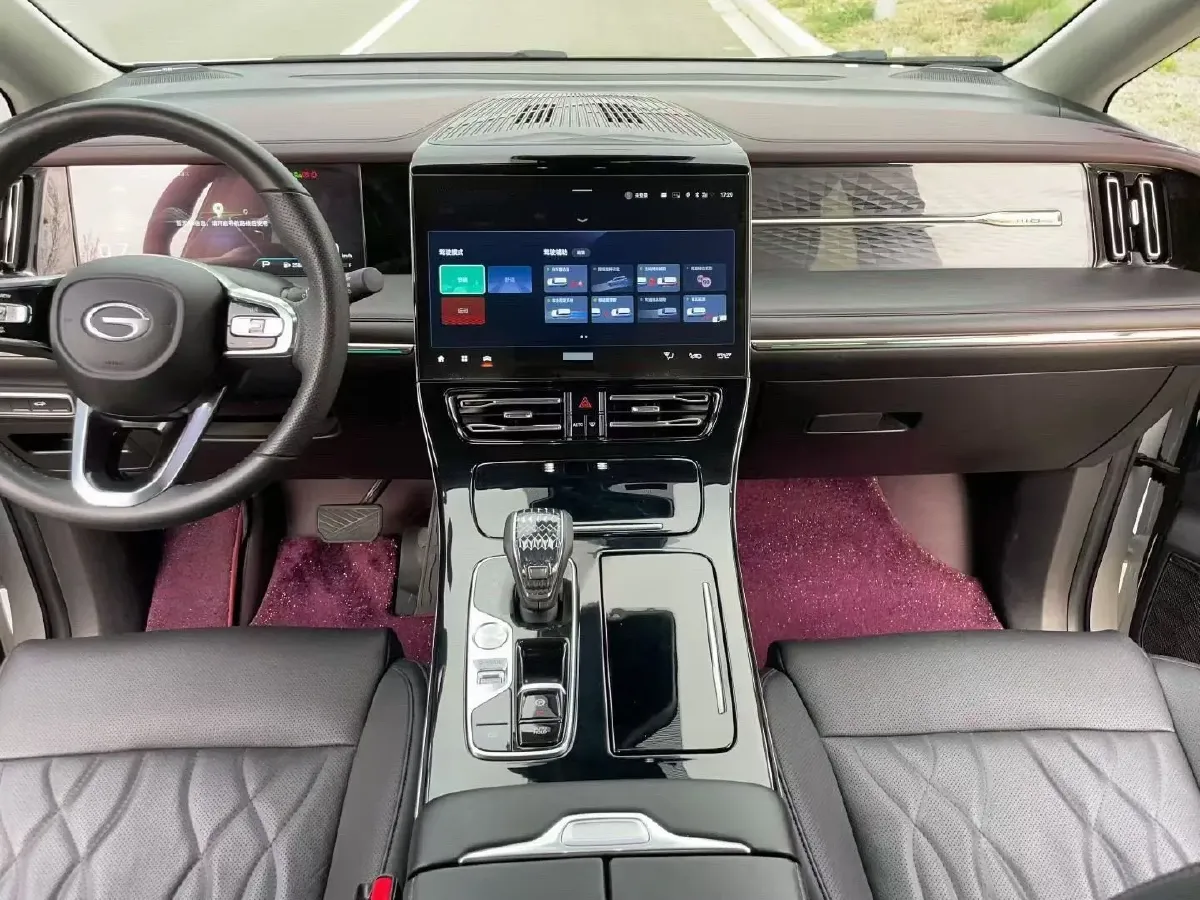 2023 GAC Trumpchi M8 2.0T 252HP L4 8AT,autocango,china used car exporter,china ev exporter,chinese used car exporter,chinese used ev exporter