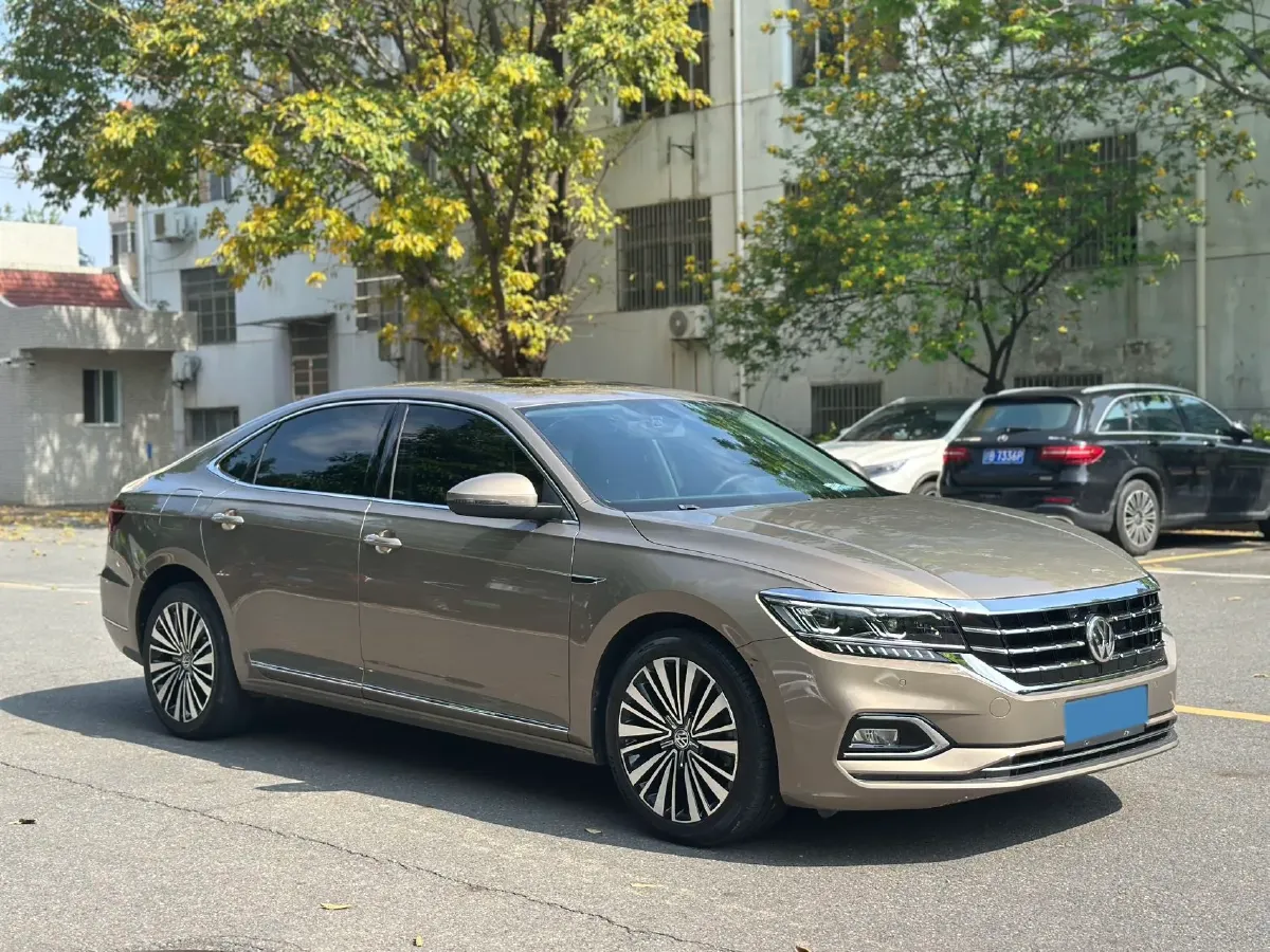 2019 Volvo V40 1.5T 152HP L4 6AT,autocango,china used car exporter,china ev exporter,chinese used car exporter,chinese used ev exporter