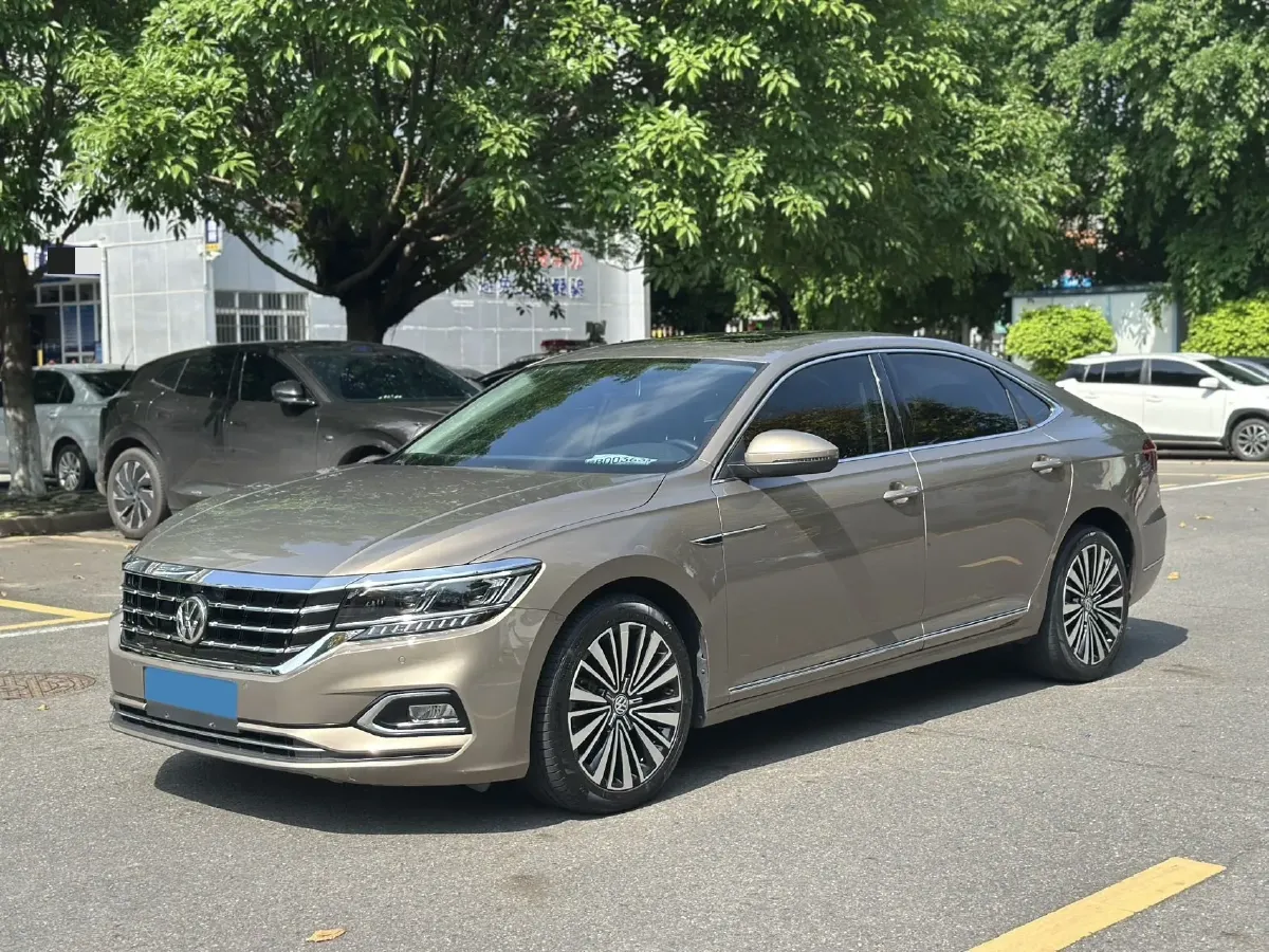 2019 Volvo V40 1.5T 152HP L4 6AT,autocango,china used car exporter,china ev exporter,chinese used car exporter,chinese used ev exporter