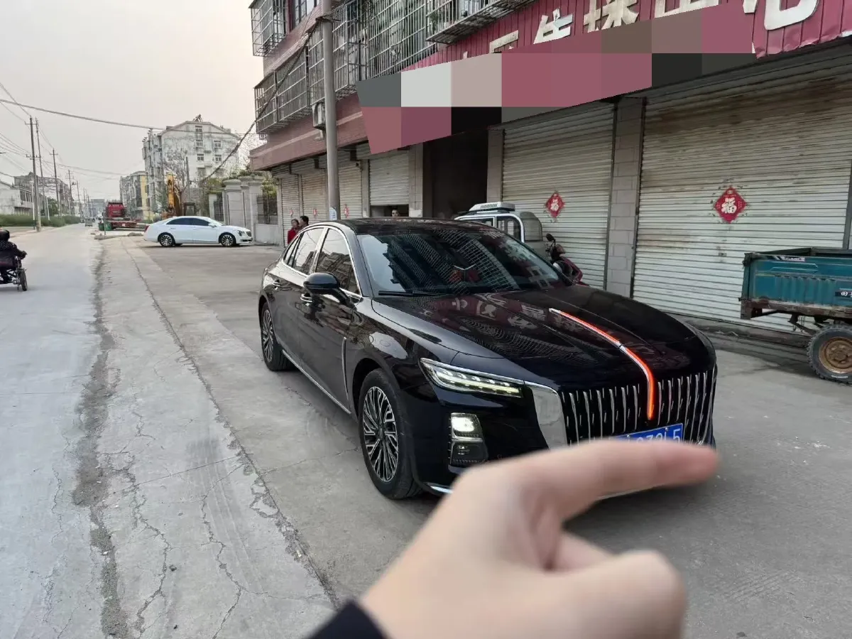 2024 HongQi H5 2.0T 224HP L4 8AT,autocango,china used car exporter,china ev exporter,chinese used car exporter,chinese used ev exporter