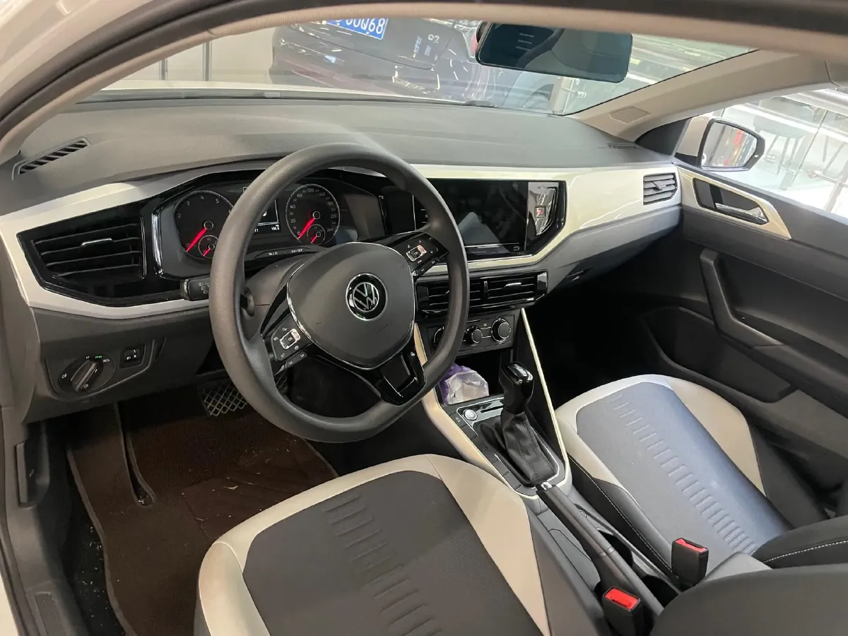 2021 Haval H6 1.5T 169HP L4 7DCT,autocango,china used car exporter,china ev exporter,chinese used car exporter,chinese used ev exporter