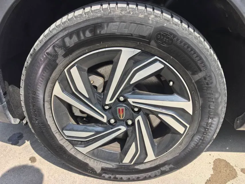 2022 HongQi HS5 2.0T 224HP L4 6AT,autocango,china used car exporter,china ev exporter,chinese used car exporter,chinese used ev exporter