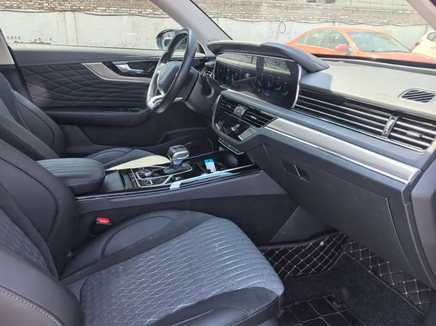 2022 HongQi HS5 2.0T 224HP L4 6AT,autocango,china used car exporter,china ev exporter,chinese used car exporter,chinese used ev exporter