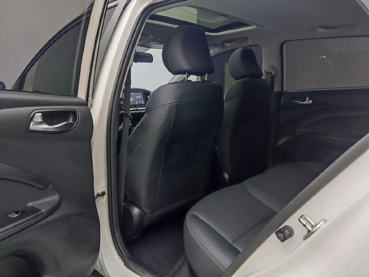 2021 Kia KX1 1.4L 100HP L4 CVT,autocango,china used car exporter,china ev exporter,chinese used car exporter,chinese used ev exporter