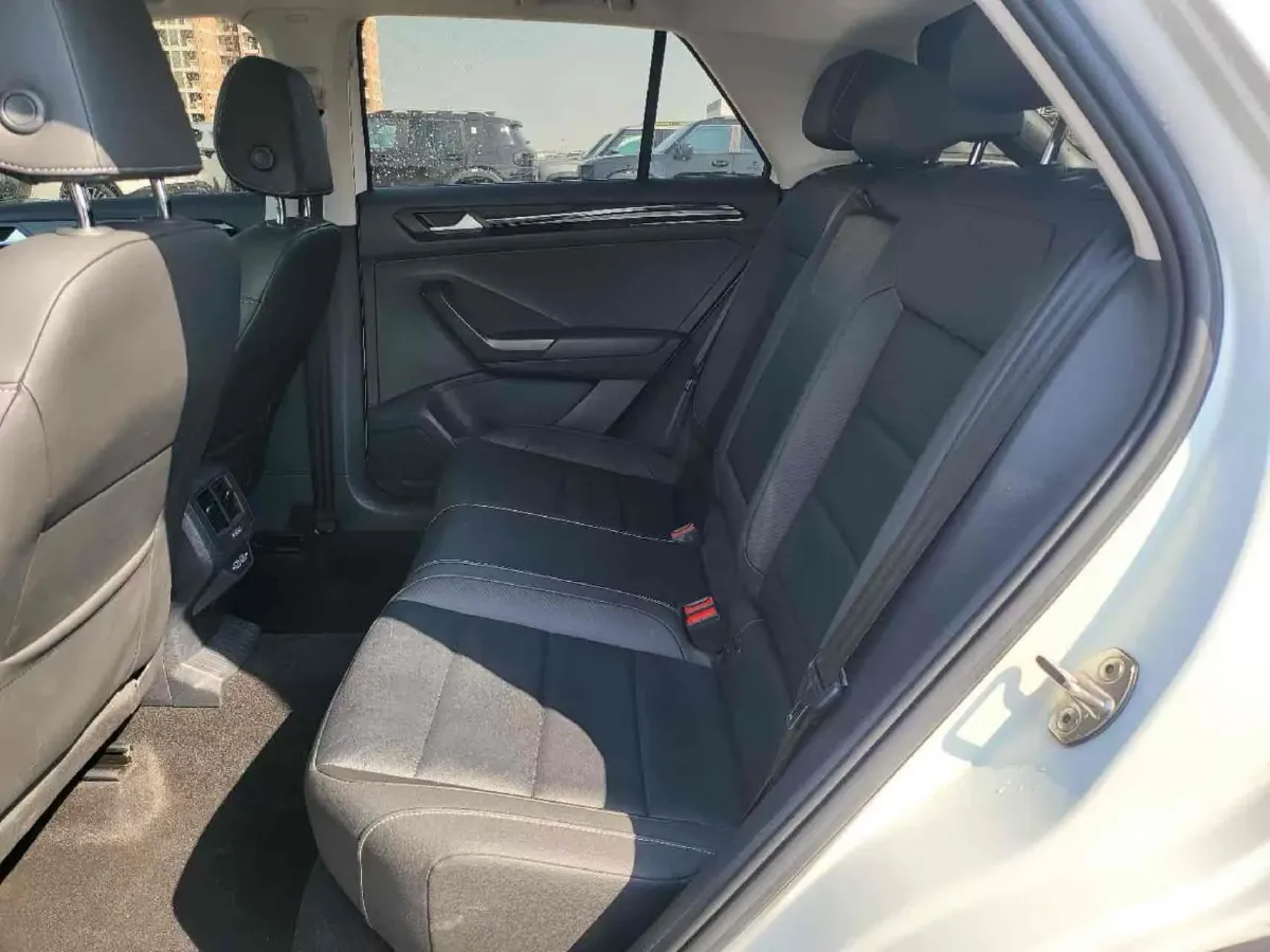 2021 Volkswagen T-Roc 1.4T 150HP L4 7DCT,autocango,china used car exporter,china ev exporter,chinese used car exporter,chinese used ev exporter
