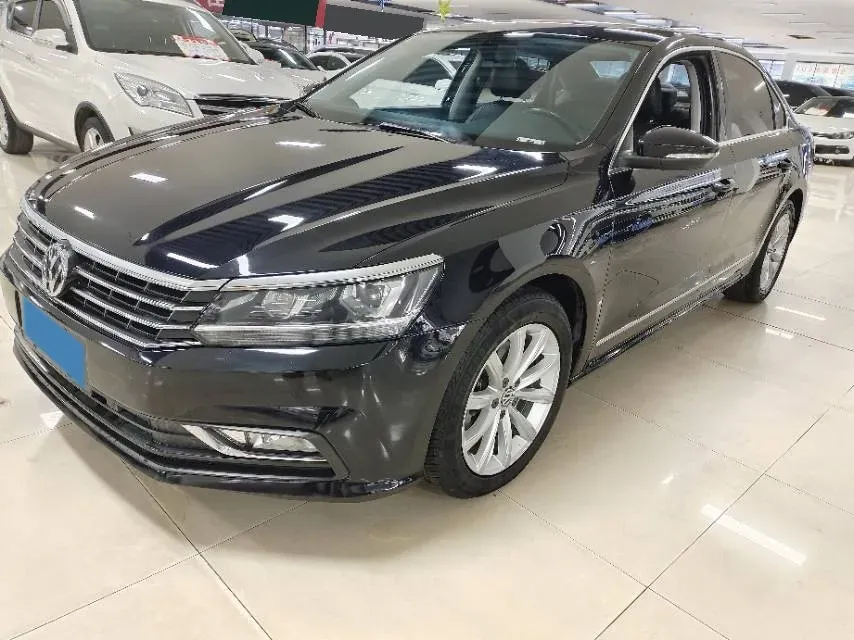 2017 Volkswagen Passat 1.8T 180HP L4 7DCT,autocango,china used car exporter,china ev exporter,chinese used car exporter,chinese used ev exporter