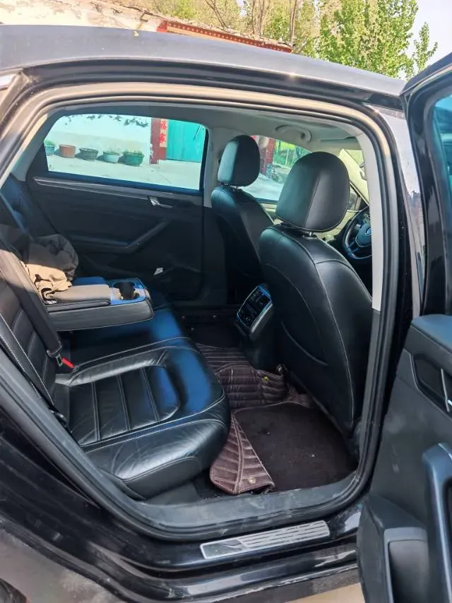 2017 Volkswagen Passat 1.8T 180HP L4 7DCT,autocango,china used car exporter,china ev exporter,chinese used car exporter,chinese used ev exporter