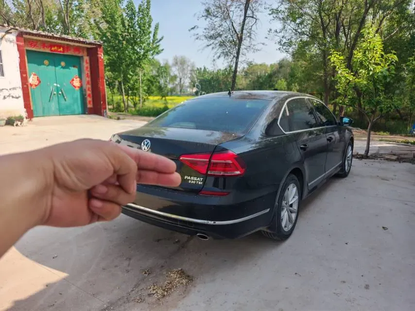 2017 Volkswagen Passat 1.8T 180HP L4 7DCT,autocango,china used car exporter,china ev exporter,chinese used car exporter,chinese used ev exporter