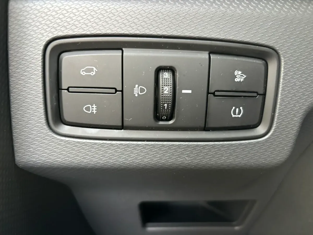 2024 Chery QQ Ice Cream BEV 17.4KWH,autocango,china used car exporter,china ev exporter,chinese used car exporter,chinese used ev exporter