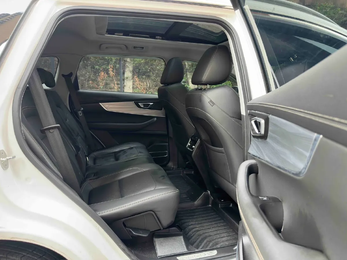 2020 Chery Tiggo 8 1.6T 197HP L4 7DCT,autocango,china used car exporter,china ev exporter,chinese used car exporter,chinese used ev exporter