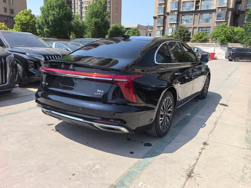 2023 HongQi H5 2.0T 224HP L4 8AT,autocango,china used car exporter,china ev exporter,chinese used car exporter,chinese used ev exporter