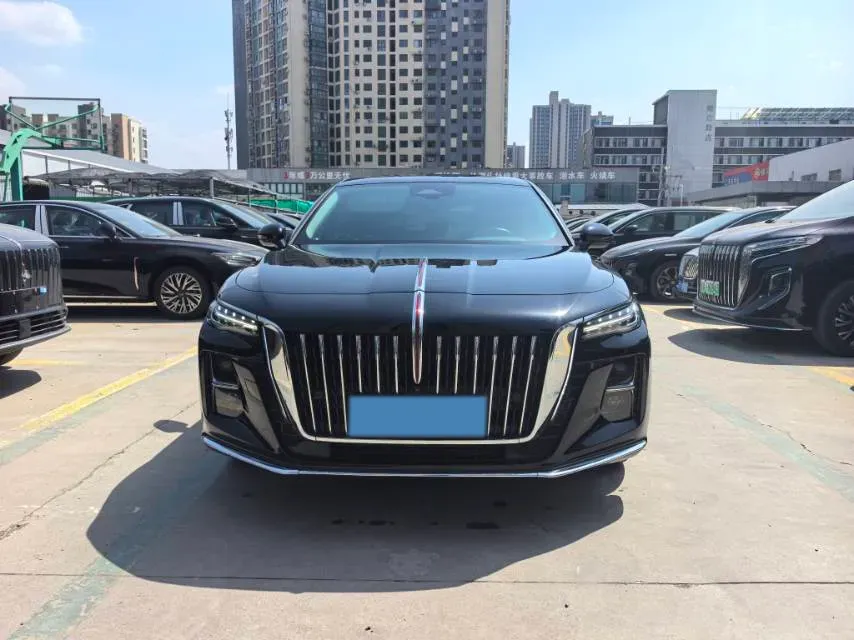 2023 HongQi H5 2.0T 224HP L4 8AT,autocango,china used car exporter,china ev exporter,chinese used car exporter,chinese used ev exporter