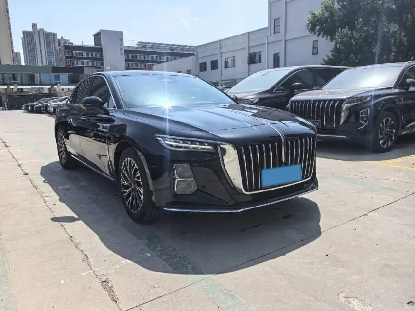 2023 HongQi H5 2.0T 224HP L4 8AT,autocango,china used car exporter,china ev exporter,chinese used car exporter,chinese used ev exporter