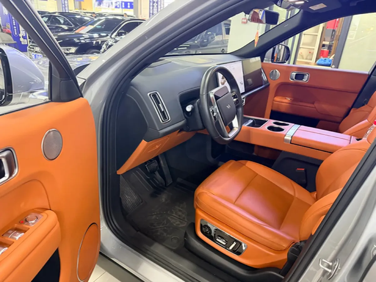 2022 Li L9 Range Extended 154HP REEV 42.6KWH,autocango,china used car exporter,china ev exporter,chinese used car exporter,chinese used ev exporter