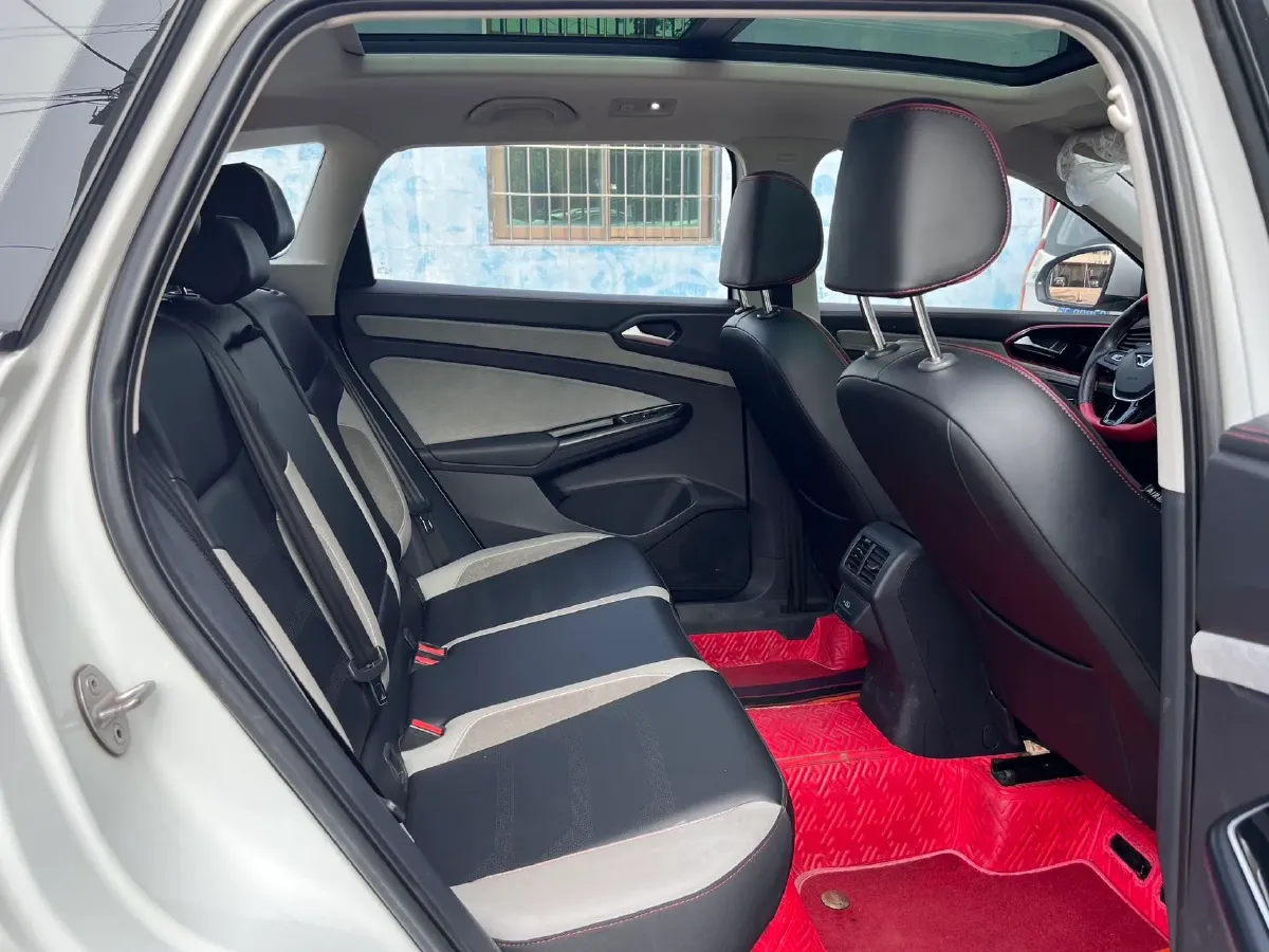 2022 Jetta VS7 1.4T 150HP L4 6AT,autocango,china used car exporter,china ev exporter,chinese used car exporter,chinese used ev exporter