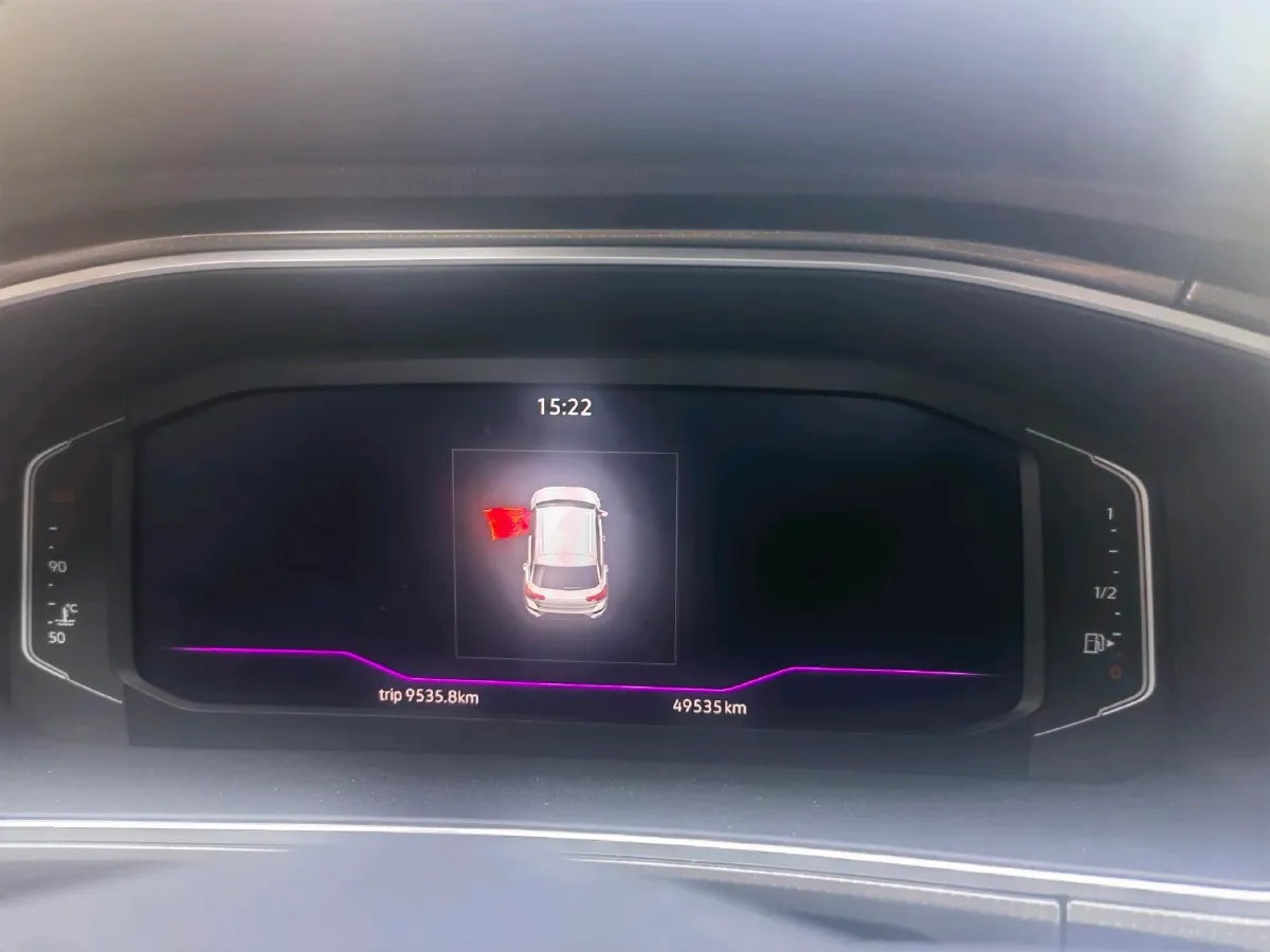 2023 Volkswagen T-Roc 1.5T 160HP L4 7DCT,autocango,china used car exporter,china ev exporter,chinese used car exporter,chinese used ev exporter