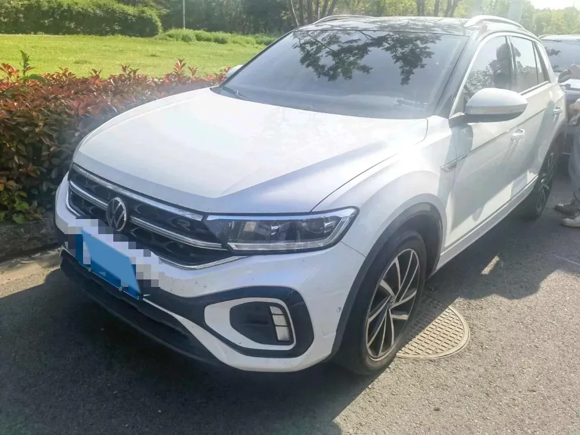 2023 Volkswagen T-Roc 1.5T 160HP L4 7DCT,autocango,china used car exporter,china ev exporter,chinese used car exporter,chinese used ev exporter