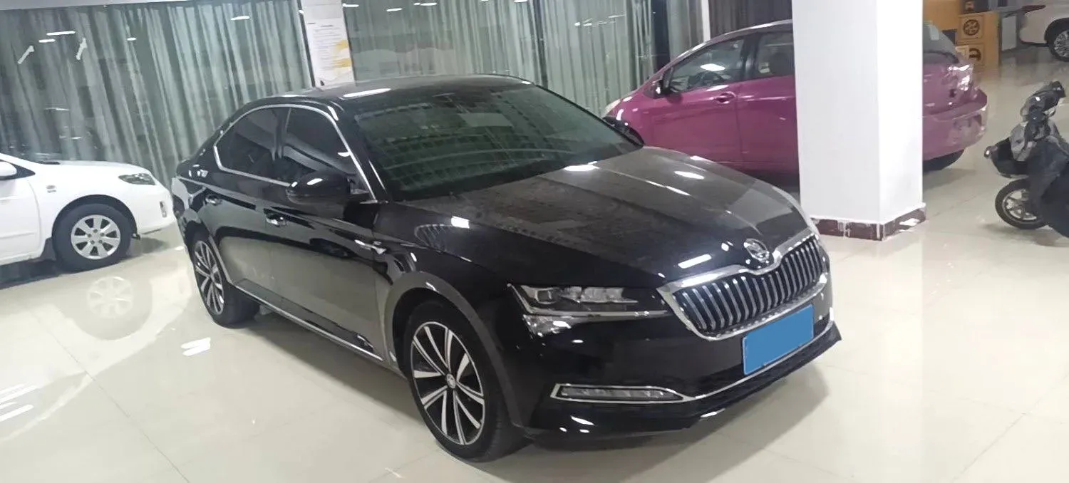 2023 Skoda Superb 1.4T 150HP L4 7DCT,autocango,china used car exporter,china ev exporter,chinese used car exporter,chinese used ev exporter