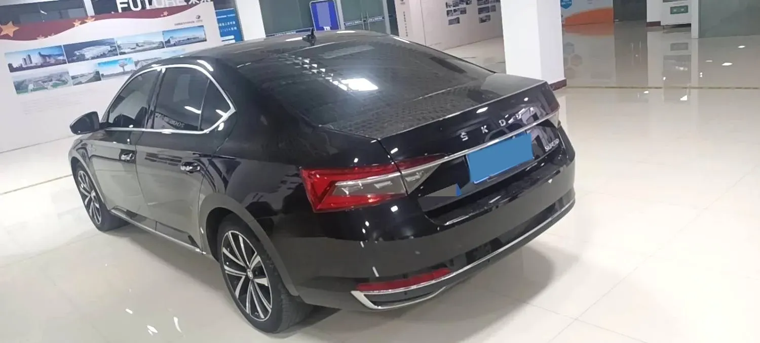2023 Skoda Superb 1.4T 150HP L4 7DCT,autocango,china used car exporter,china ev exporter,chinese used car exporter,chinese used ev exporter