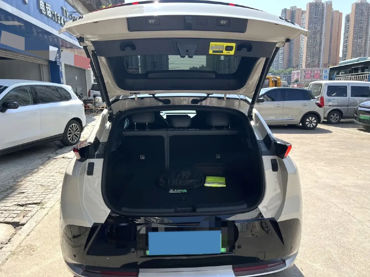 2025 Dongfeng Z9 2.0T 258HP L4 8AT,autocango,china used car exporter,china ev exporter,chinese used car exporter,chinese used ev exporter