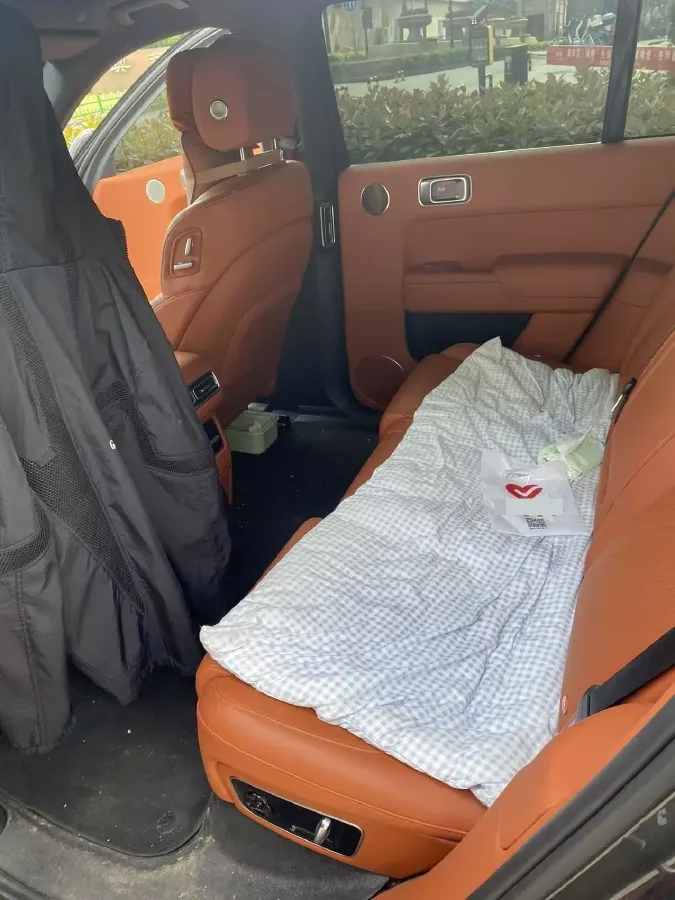 2023 Li L7 Range Extended 154HP REEV 40.9KWH,autocango,china used car exporter,china ev exporter,chinese used car exporter,chinese used ev exporter