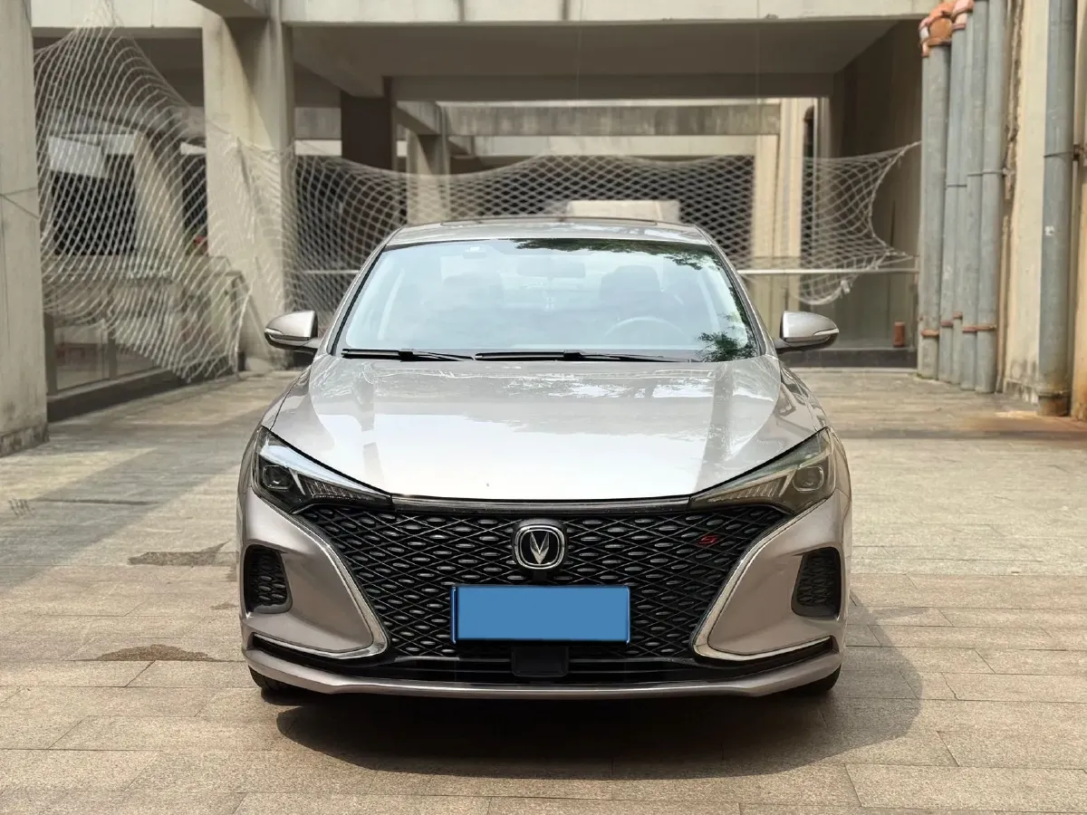 2020 ChangAn Eado 1.4T 158HP L4 7DCT,autocango,china used car exporter,china ev exporter,chinese used car exporter,chinese used ev exporter