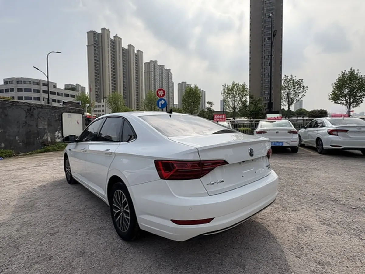 2021 Volkswagen Sagitar 1.2T 116HP L4 7DCT,autocango,china used car exporter,china ev exporter,chinese used car exporter,chinese used ev exporter